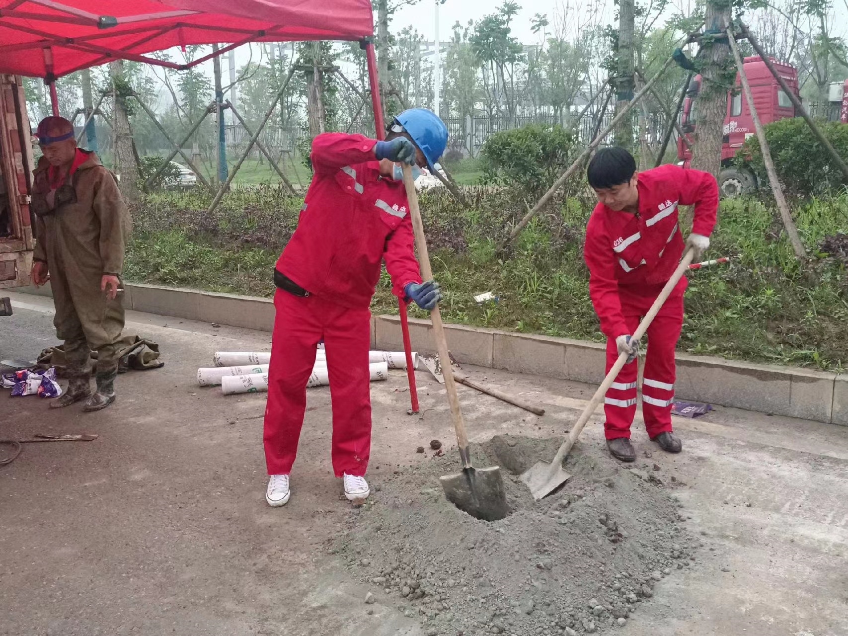 疏附管道疏通哪家好】及时进行市政管道清淤